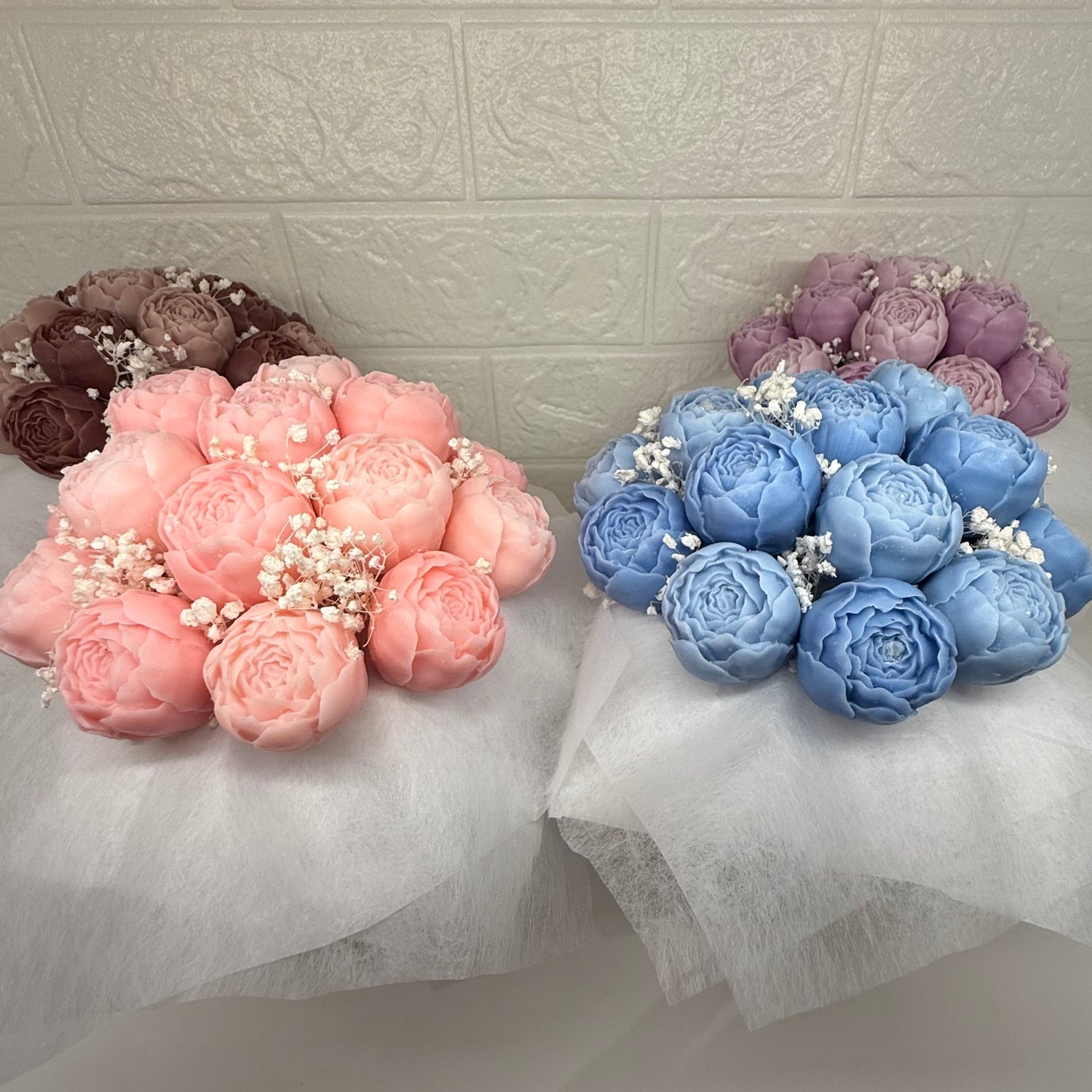 Flowers by Charmy Pieces